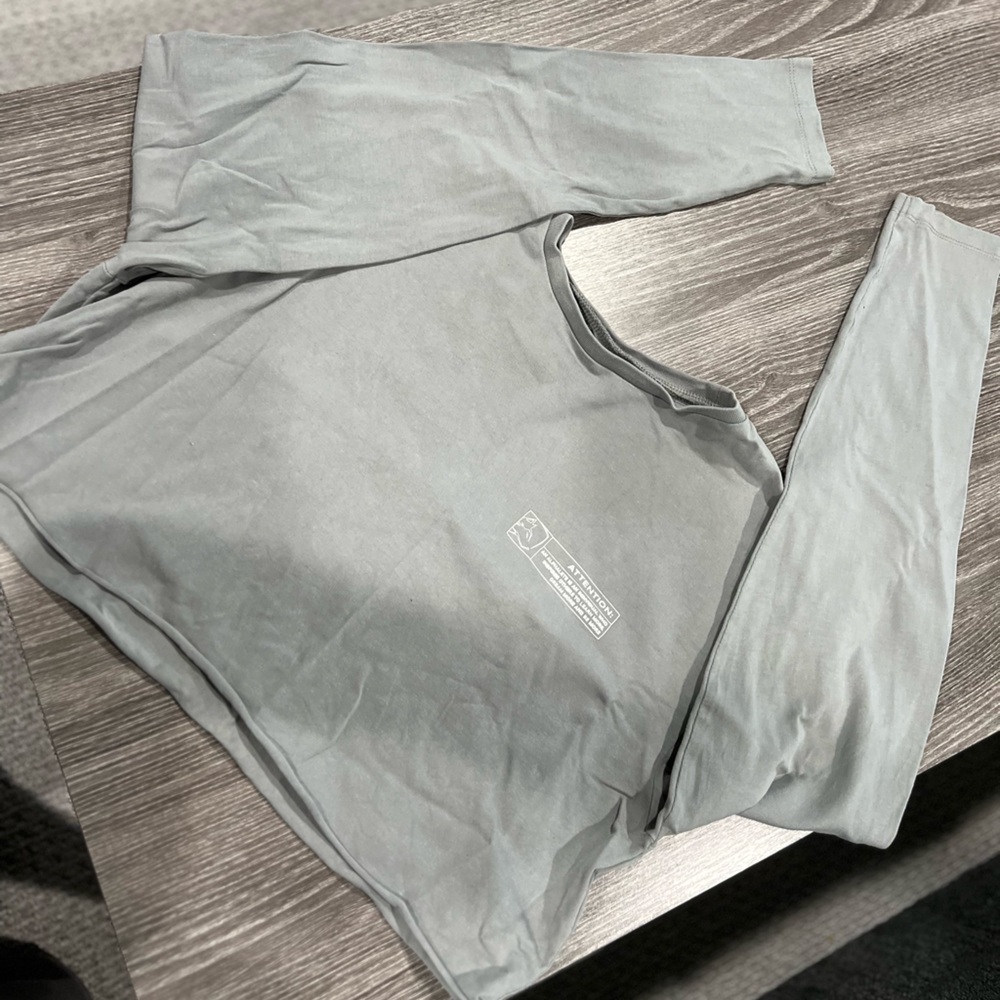 Alphalete Long Sleeve Crop Top
